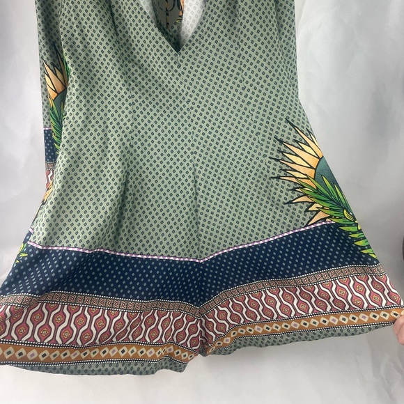 Farm Rio short sleeved Sunflower Print Romper Sz P - Picture 7 of 16